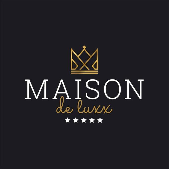 Maison De Luxx , A11 City Center Lárissa Exterior foto